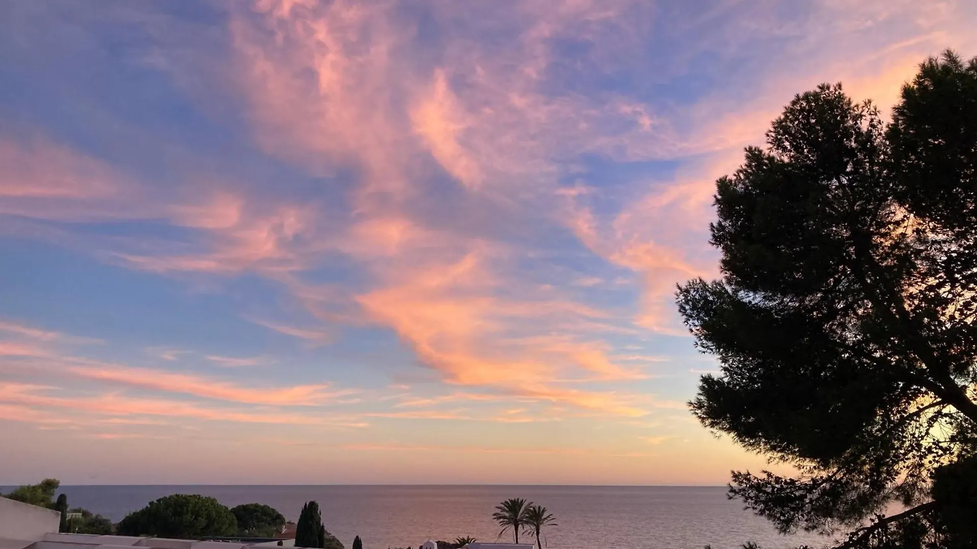 Apartment With Private Terrace Overlooking The Sea Alvor